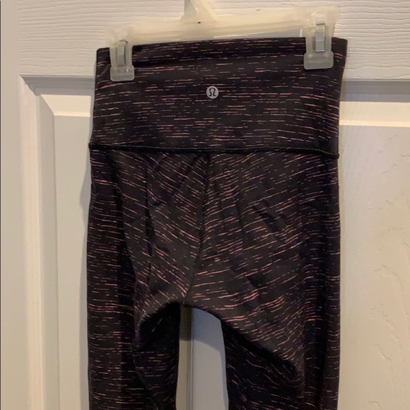 lululemon 7/8 wunder under legging - Picture 3 of 4